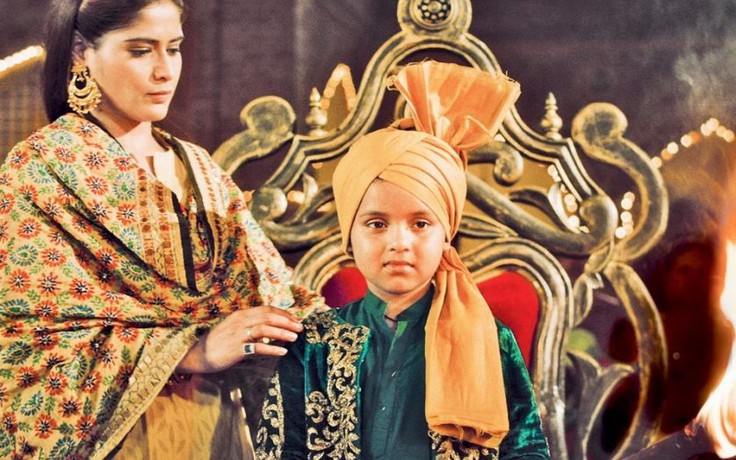 Tiết lộ gây sốc về giới tính của những cậu bé nổi tiếng