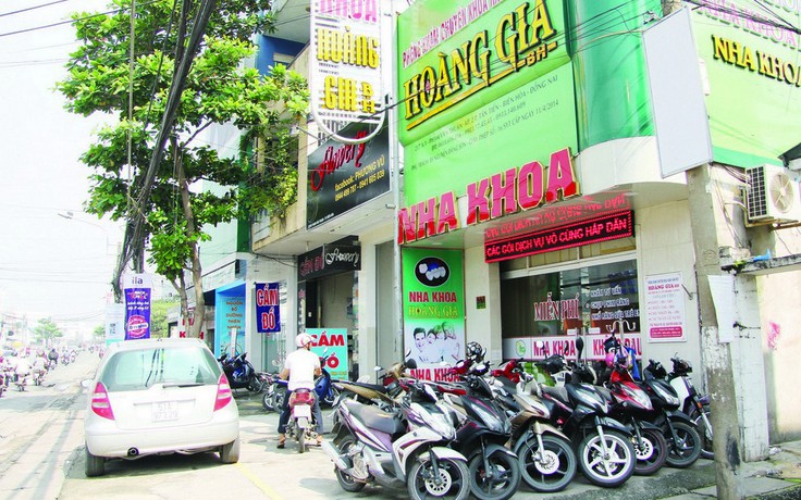 Nha khoa Hoàng Gia: Răng chắc khỏe, cười tươi trẻ!