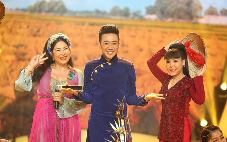 Hồng Vân, Việt Hương, Trấn Thành lập tam ca ba chị em