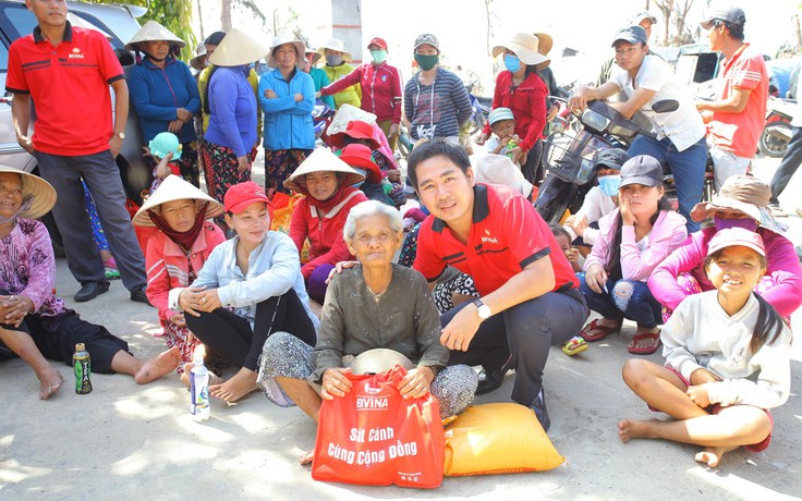 Sát cánh cùng cộng đồng