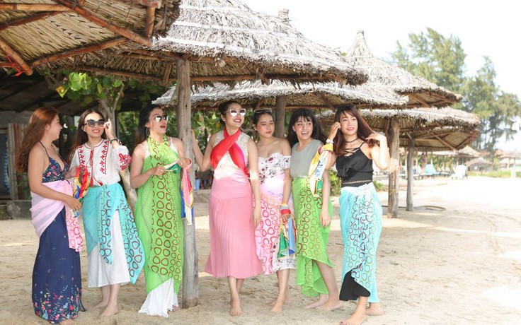 Unrealland – Happy new year 2018 – Vung Tau beach