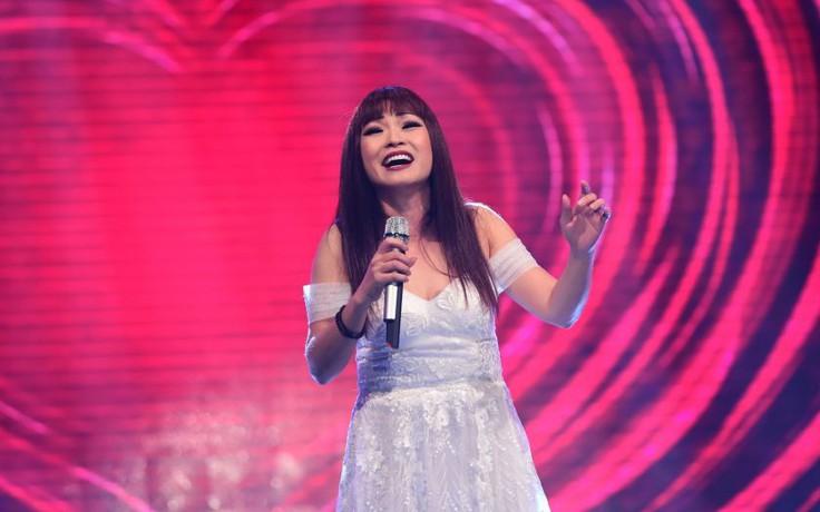 Phương Thanh dẫn chuyện trong nước mắt ở Thay lời muốn nói