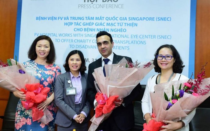 Phẫu thuật ghép giác mạc miễn phí cho bệnh nhân nghèo