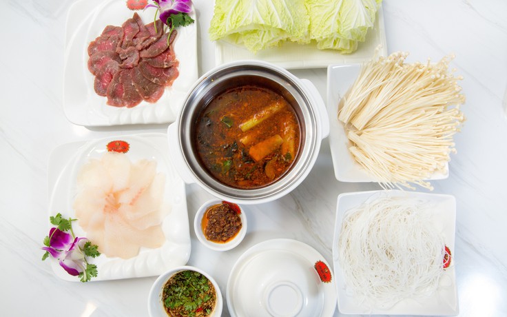 Lẩu bát bửu Hong Kong