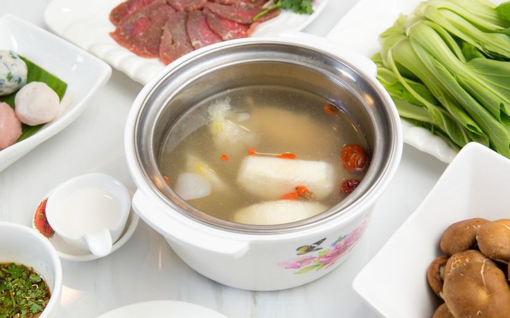 Lẩu bát bửu Hong Kong