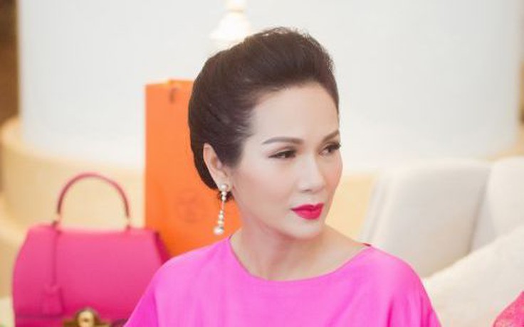 Vẻ đẹp không tuổi cuốn hút của Hoa hậu Áo dài Kiều Khanh