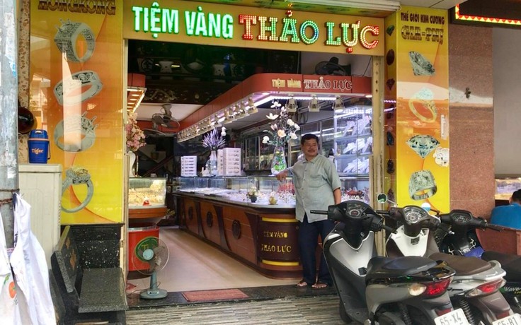 Vụ 'đổi 100 USD, phạt 90 triệu': 20 viên kim cương 'quay về' tiệm vàng Thảo Lực