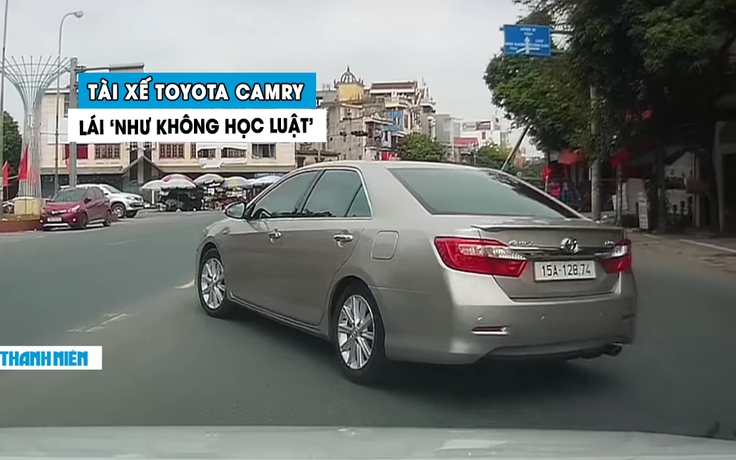 Tài xế lái xe Toyota Camry chạy ‘như không học luật’: Dân mạng phẫn nộ