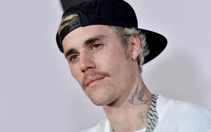 Bị tố tấn công tình dục, Justin Bieber đâm đơn kiện đòi 20 triệu USD