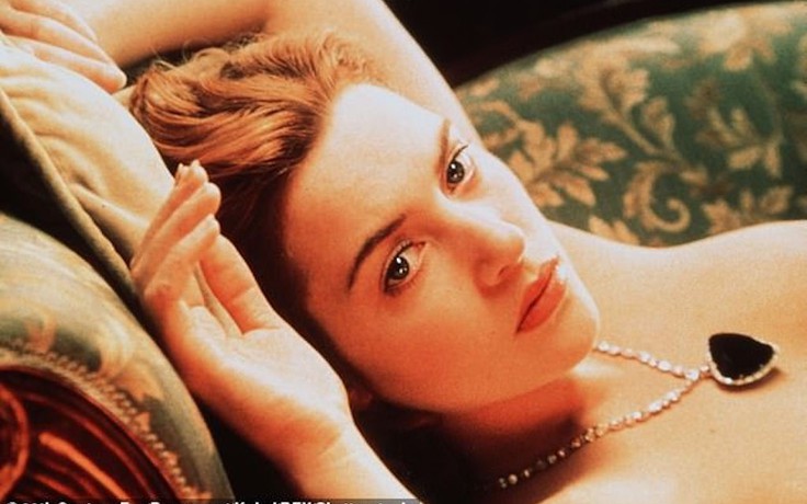 Kate Winslet thấy khó chịu khi đóng nhiều cảnh nóng trong quá khứ