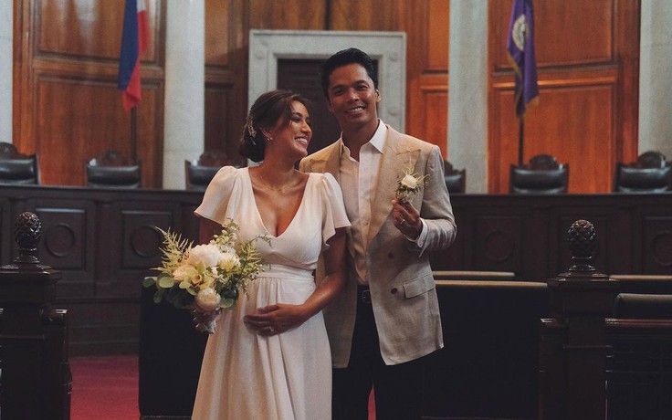Hoa hậu Hoàn vũ Philippines kết hôn với bạn trai thống đốc, gia thế ‘khủng’