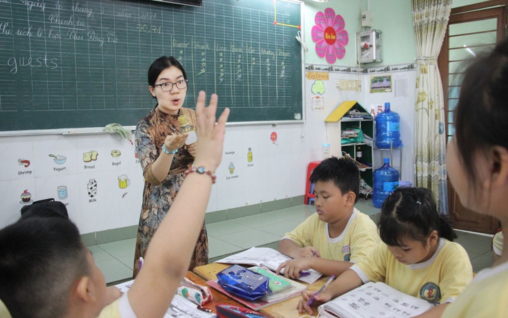 Bộ GD-ĐT: 'Biệt phái' giáo viên tiếng Anh, tin học THCS tham gia dạy tiểu học