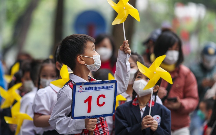 Học sinh lớp 1 ở Hà Nội 'cuối cùng đã biết thế nào là đi học'