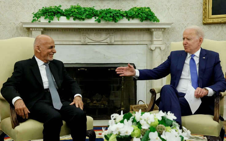 Trong cuộc điện đàm cuối cùng, Tổng thống Biden nói gì với Tổng thống Ghani của Afghanistan?