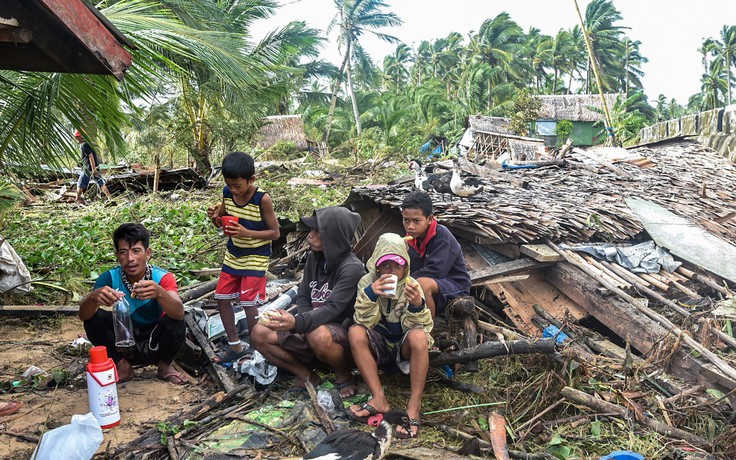Bão Rai gây thiệt hại nặng ở Philippines, 12 người chết