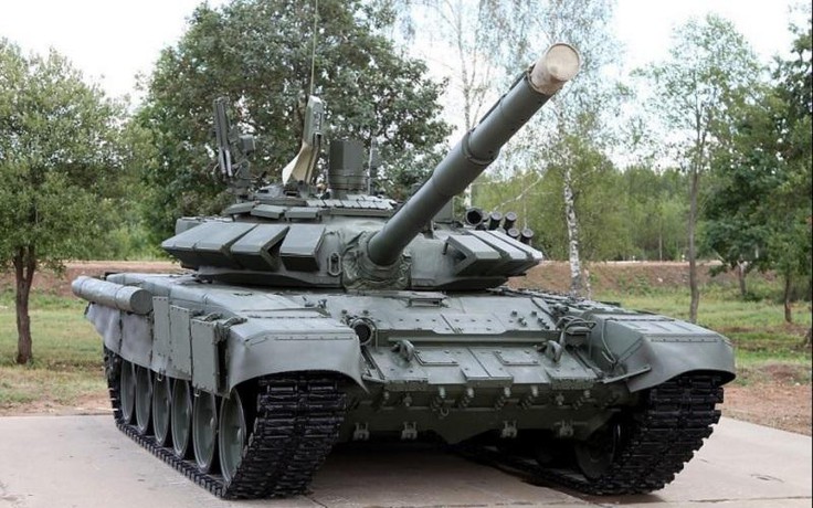 Binh sĩ Nga nhận xe tăng mới có thể tiêu diệt mục tiêu cách xa 5 km