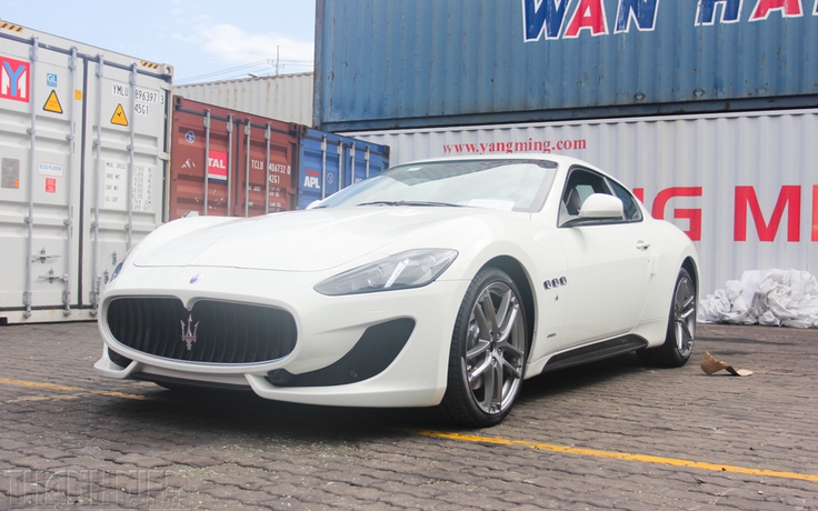 Maserati GranTurismo Sport 2015 chính hãng đầu tiên về Việt Nam