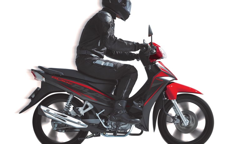 Honda Blade 2016 mới thay tem, giá 18,1 triệu đồng