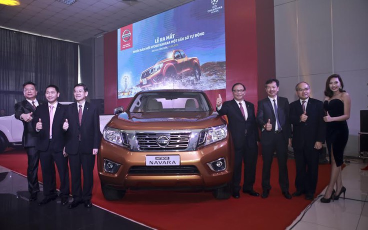 Nissan NP300 Navara EL về Việt Nam, giá 649 triệu đồng