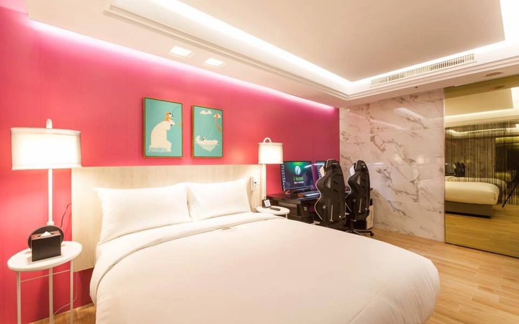 Khách sạn Đài Loan 'chịu chơi' khi đặt máy tính cấu hình khủng cho mỗi phòng