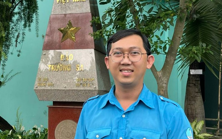 Chàng trai chuyên mời bạn trẻ sau cai nghiện trở về đi uống cà phê! Chàng trai chuyên mời bạn trẻ sau cai nghiện trở về đi uống cà phê!