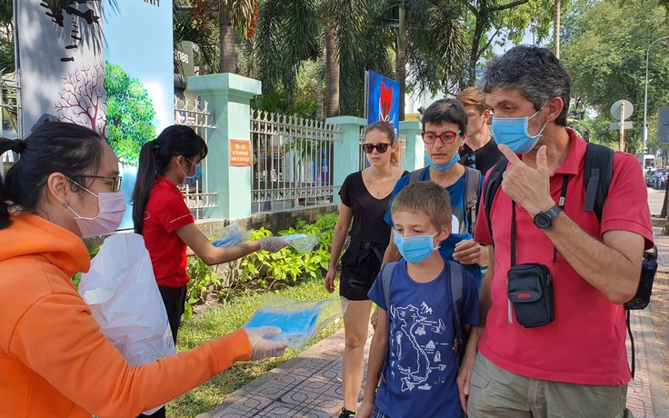 TP.HCM giảm giá ‘siêu khủng’ để kéo du khách ghé sau dịch Covid-19