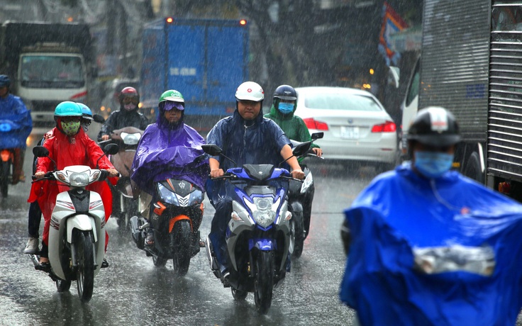 Vì sao TP.HCM, Nam bộ liên tiếp có mưa từ sáng kéo dài cả ngày?