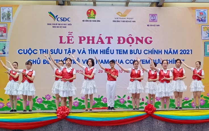Sưu tập và tìm hiểu 'Tuổi trẻ Việt Nam qua tem bưu chính' để nhận giải thưởng