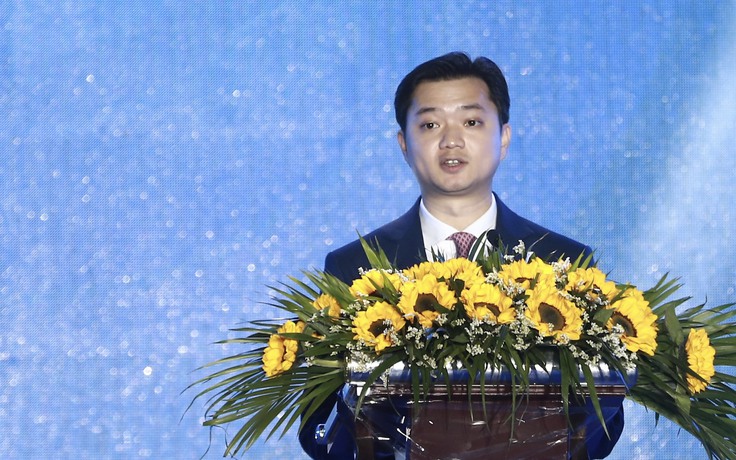 Anh Nguyễn Minh Triết: 'Nhiều sinh viên được vinh dự đứng trong hàng ngũ của Đảng’
