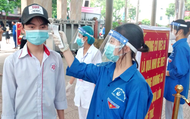 Bắc Giang: Thí sinh nghi nhiễm Covid-19, tạm dừng điều hành UBND huyện đối với Chủ tịch H.Tân Yên