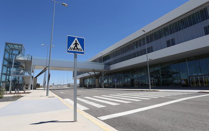 Công ty Trung Quốc mua 'sân bay ma' của Tây Ban Nha với giá 10.000 euro