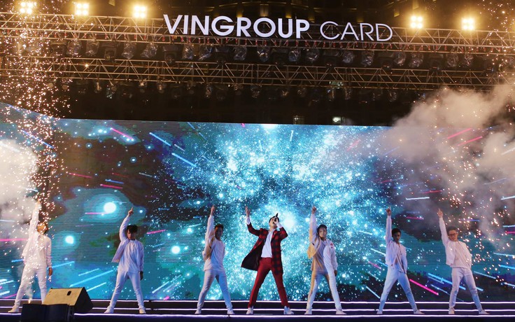Lộ diện những khách hàng may mắn trúng 7 tỉ đồng giải thưởng từ Vingroup Card