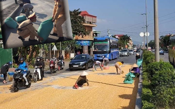 CSGT cùng người dân giúp tài xế dọn 5 tấn ngô rơi trên đường