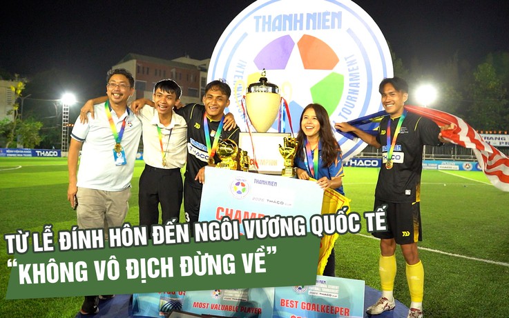 'Không vô địch đừng về': Lời dọa đáng yêu sau lễ đính hôn của trung vệ Malaysia