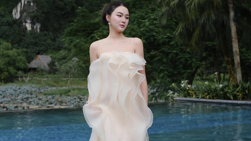 Trang phục vải tuyn bồng bềnh, tạo vẻ kiêu sa cho người mặc