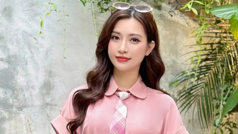 Từ công sở đến tiệc tối, diện cà vạt nữ chuẩn sành điệu