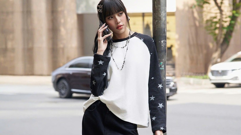 Áo tay raglan, điểm nhấn cá tính cho những tín đồ yêu sự tối giản