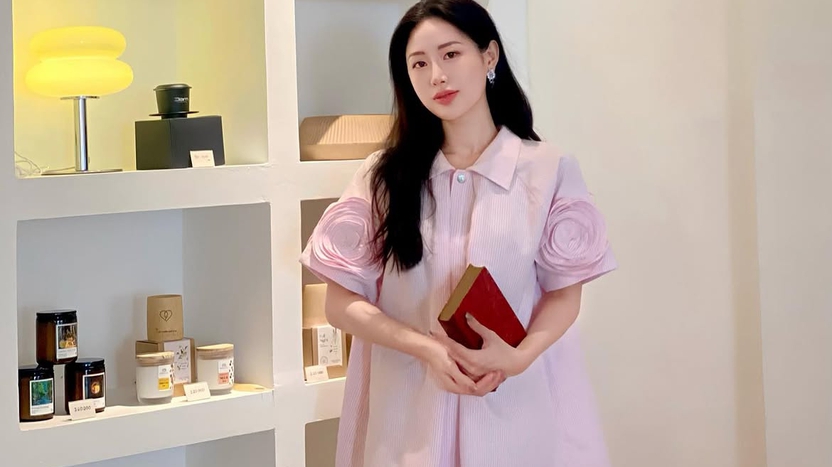 Đầm sơ mi - lựa chọn hoàn hảo cho cô nàng công sở hiện đại