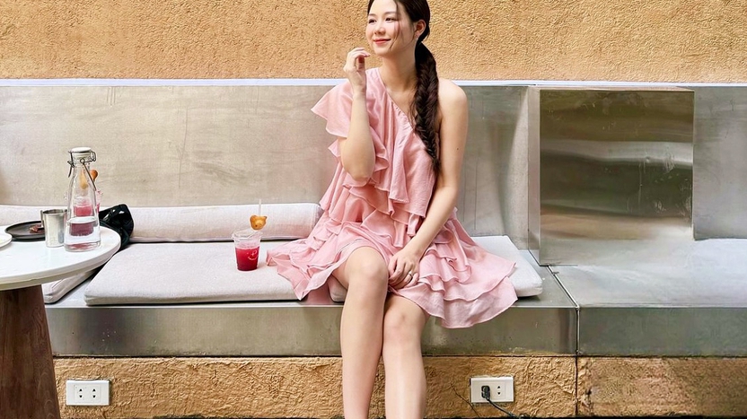 Gây thương nhớ với đầm sắc hồng dịu mắt