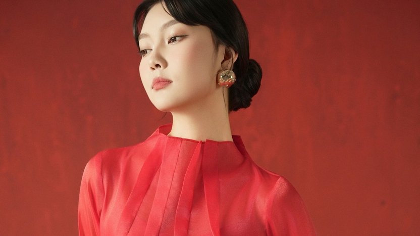 Làm mới phong cách cùng những mẫu áo nữ điệu đà, xinh tươi