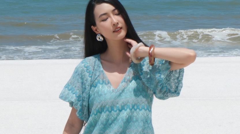 Tỏa sáng trong chuyến đi biển mùa hè cùng váy maxi