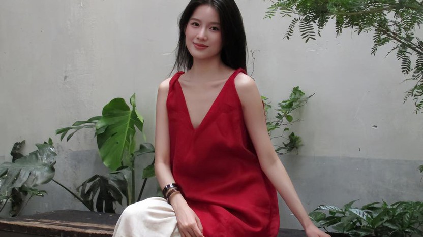 Áo vải lụa, tơ voan, linen... đẹp nhất tủ đồ hè