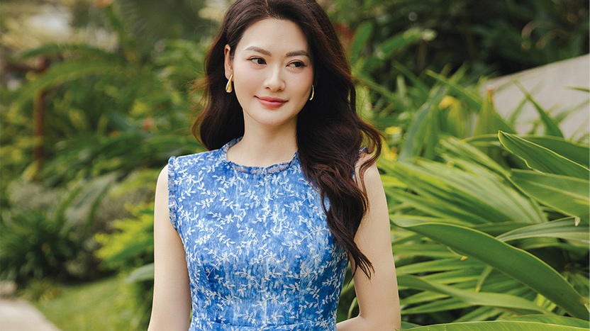 Rạng rỡ với váy họa tiết đẹp cho ngày nắng