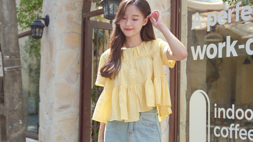 Dễ mặc, dễ phối - quần jeans ống rộng làm mới cả tủ đồ hè