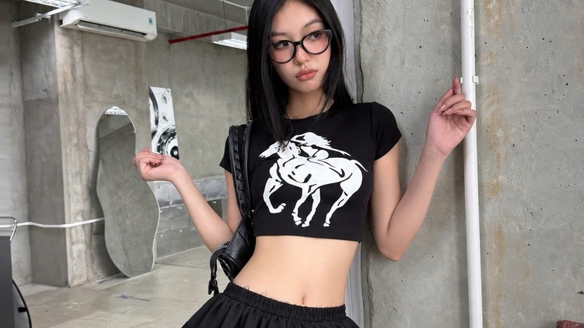 Thay đổi diện mạo với chân váy tầng, trẻ trung mà vẫn thanh lịch