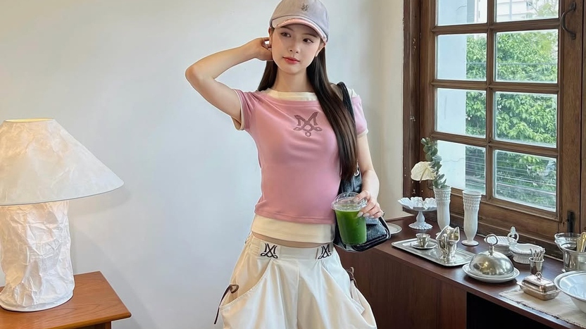 Tôn dáng sành điệu với áo thun ôm chuẩn xu hướng