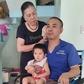 Bất lực nhìn mẹ và vợ gồng gánh gia đình với 3 con thơ