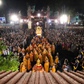 Cả ngàn người rước tượng Phật trên đường phố TP.HCM