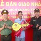 Công an Gia Lai bàn giao 2 căn nhà đầu tiên trong 'Chiến dịch Quang Trung'