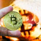 Giá Bitcoin hôm nay 23.12.2025: BTC giảm khi vàng và cổ phiếu đều tăng